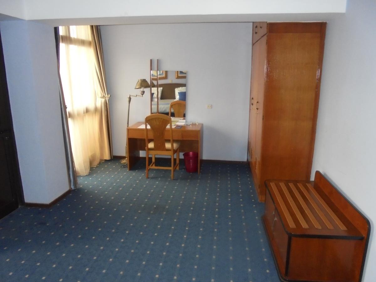 Global Hotel アジス・アベバ エクステリア 写真